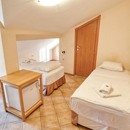 Hotel Rendez Vous Котор Экстерьер фото