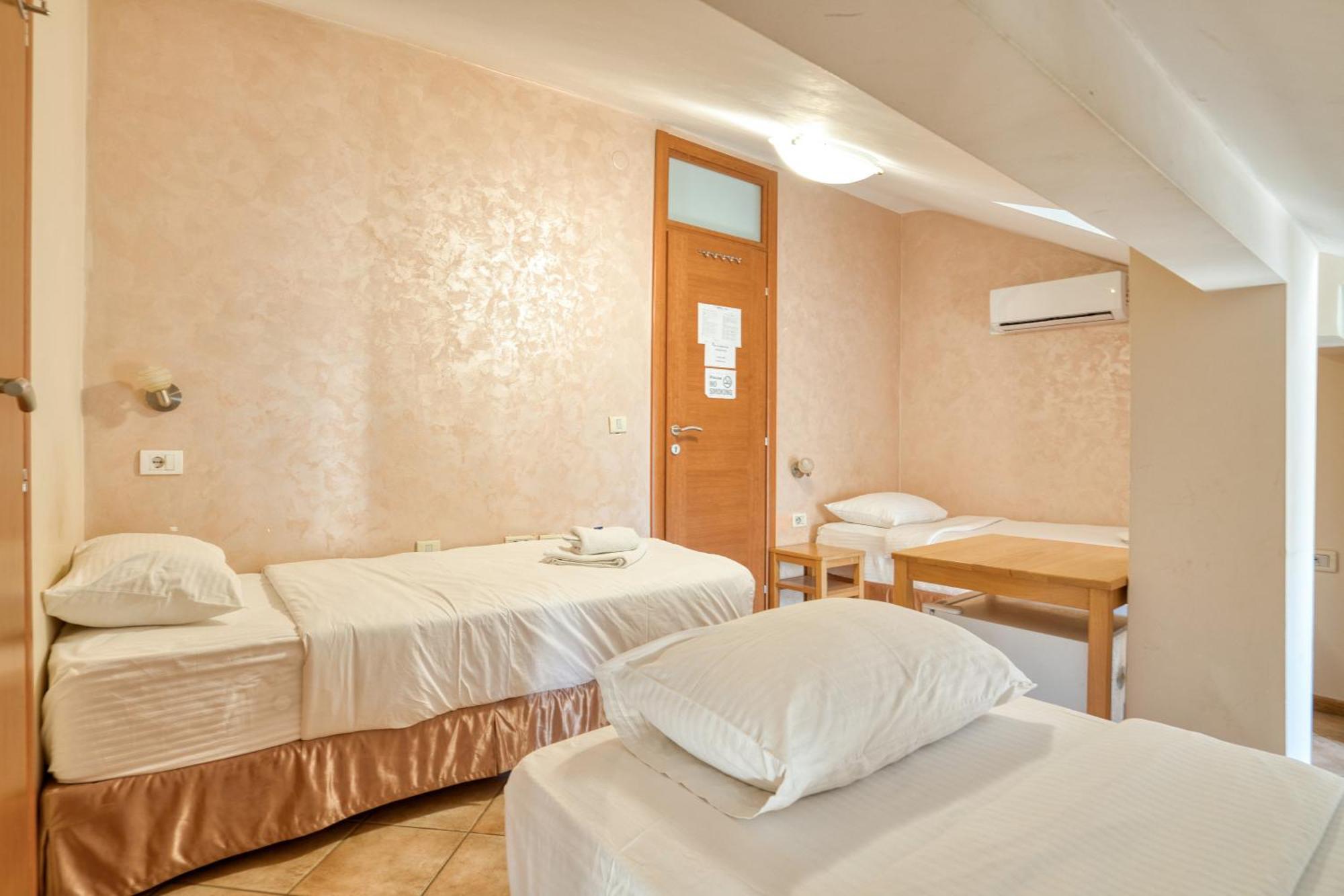 Hotel Rendez Vous Котор Экстерьер фото