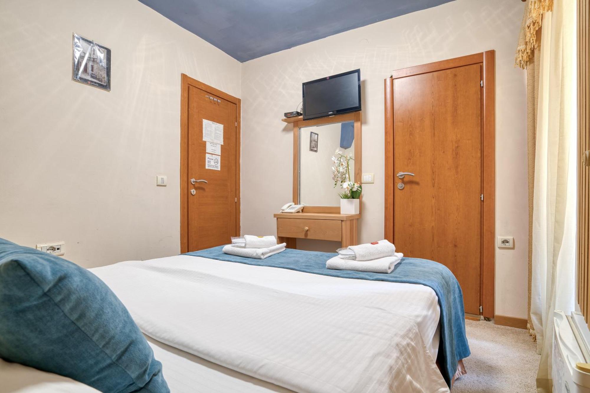 Hotel Rendez Vous Котор Экстерьер фото