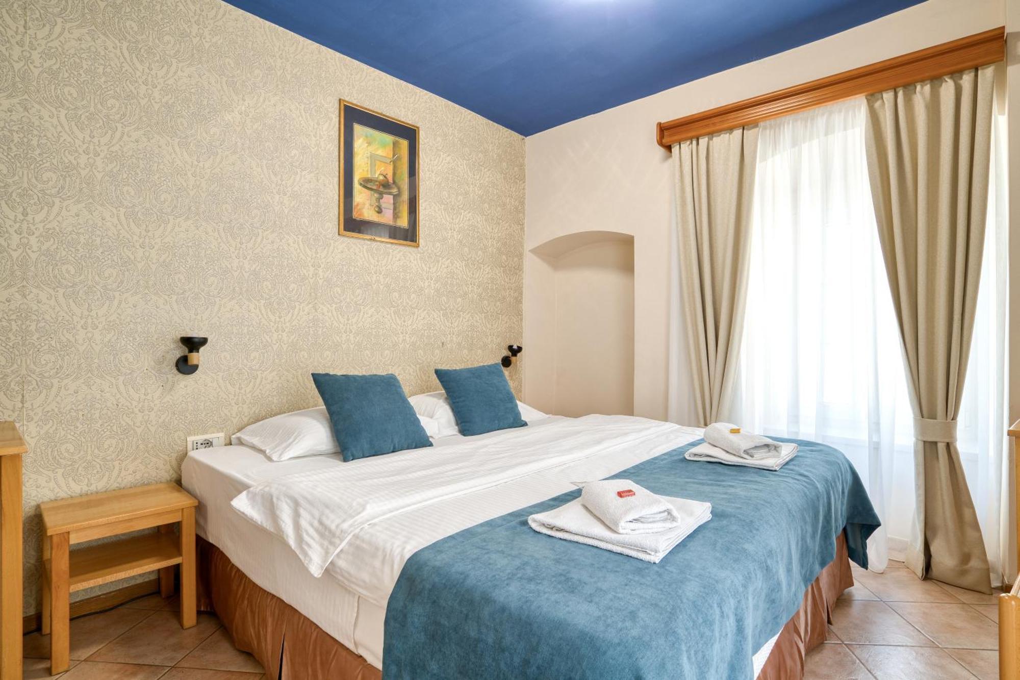Hotel Rendez Vous Котор Экстерьер фото
